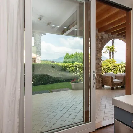 Apartment Tavaredo House Polpenazze del Garda