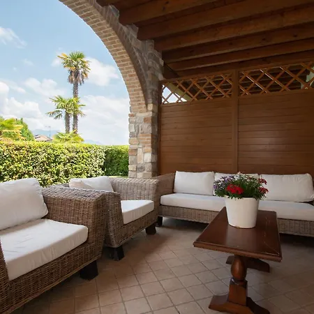 Apartment Tavaredo House