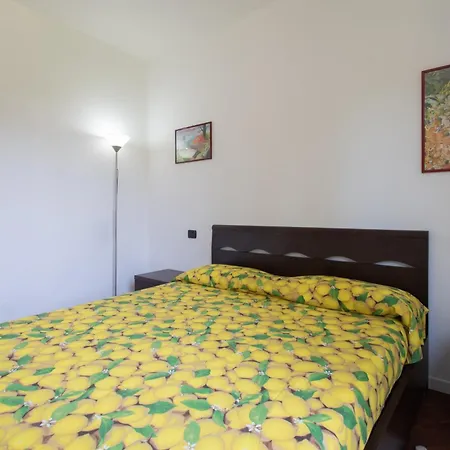 Apartment Tavaredo House Polpenazze del Garda