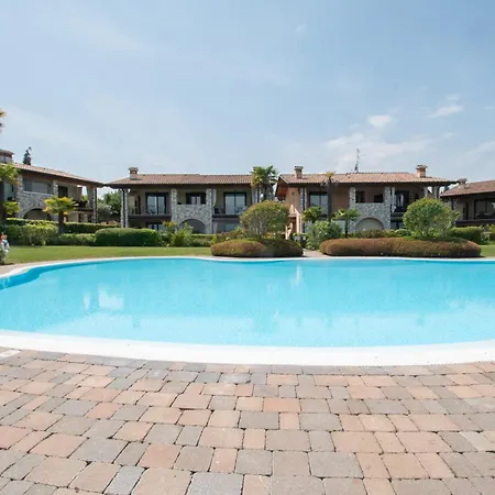 Apartment Tavaredo House