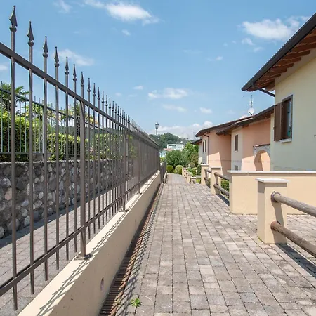 Apartment Tavaredo House Polpenazze del Garda